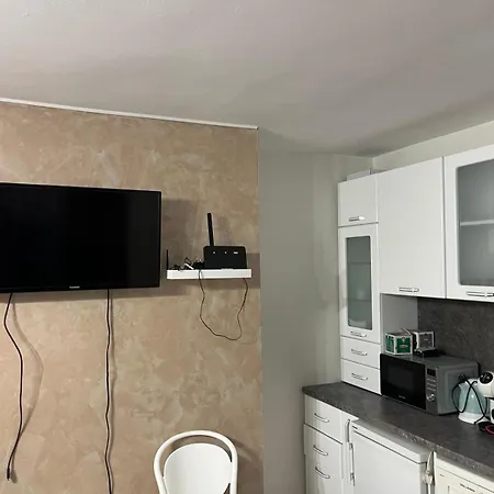 холи Apartment *
